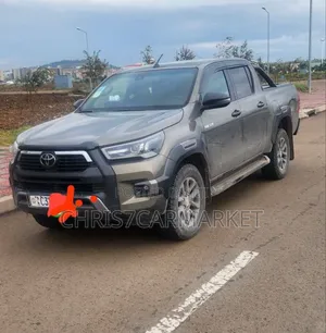 Photo - Toyota Hilux Revo Double Cab Deisel 2.8 RWD 2022 Green