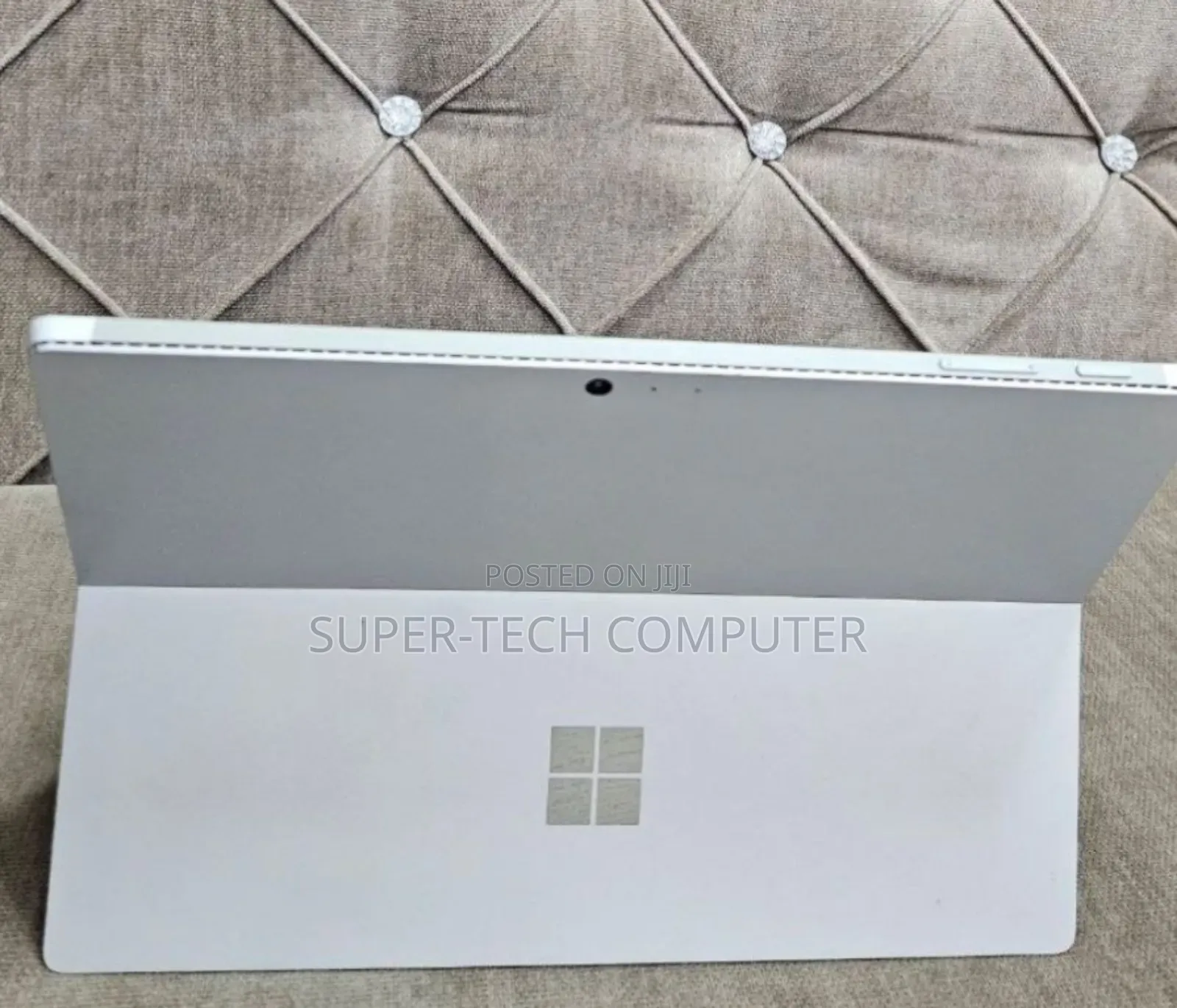 New Laptop Microsoft Surface 8GB Intel Core I7 SSD 256GB