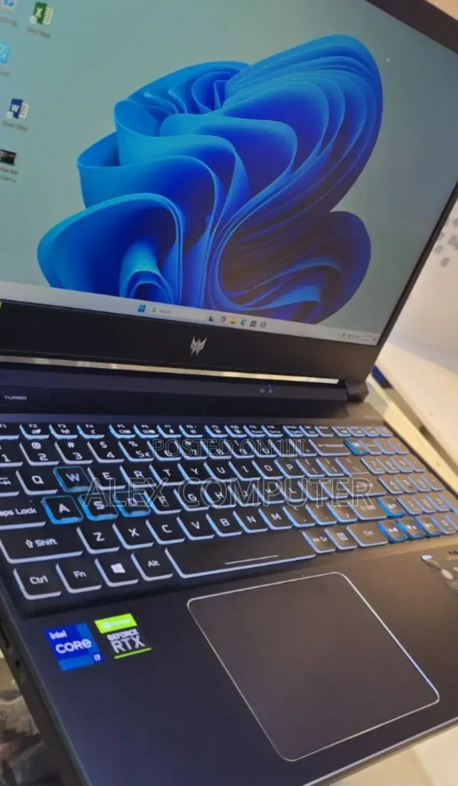 New Laptop Acer Predator Helios 300 16GB Intel Core I7 SSD 1T