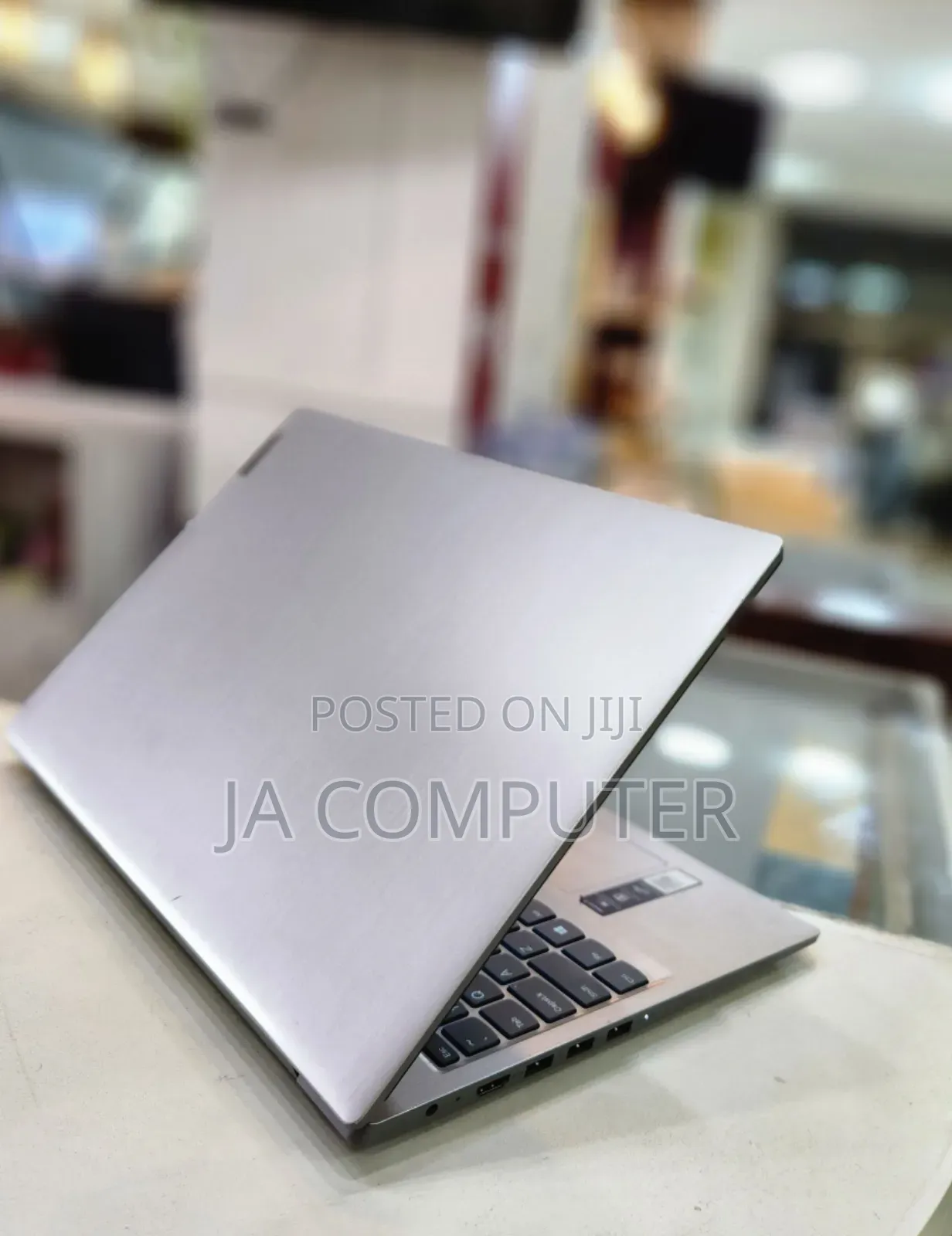 New Laptop Lenovo Ideapad 3 8GB Intel Core I3 SSD 256GB