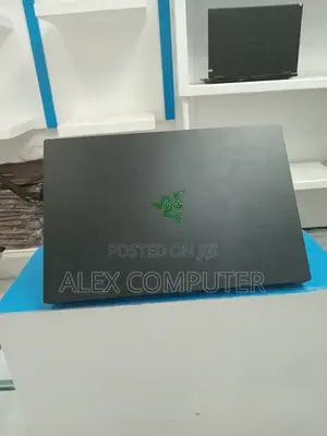 New Laptop Razer Blade 16GB Intel Core I7 SSD 1T