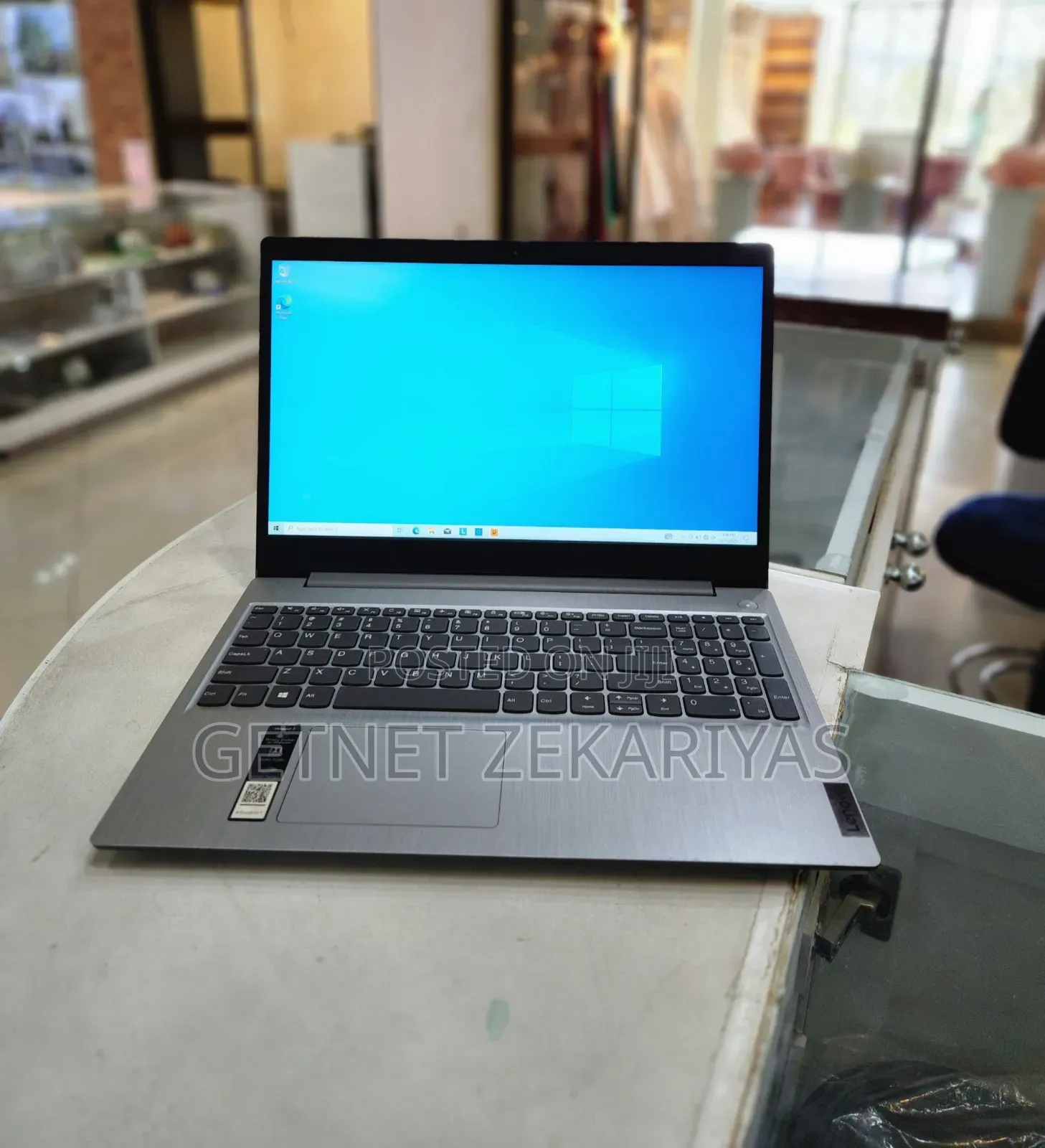 New Laptop Lenovo Ideapad 3 8GB Intel Core I3 SSD 256GB