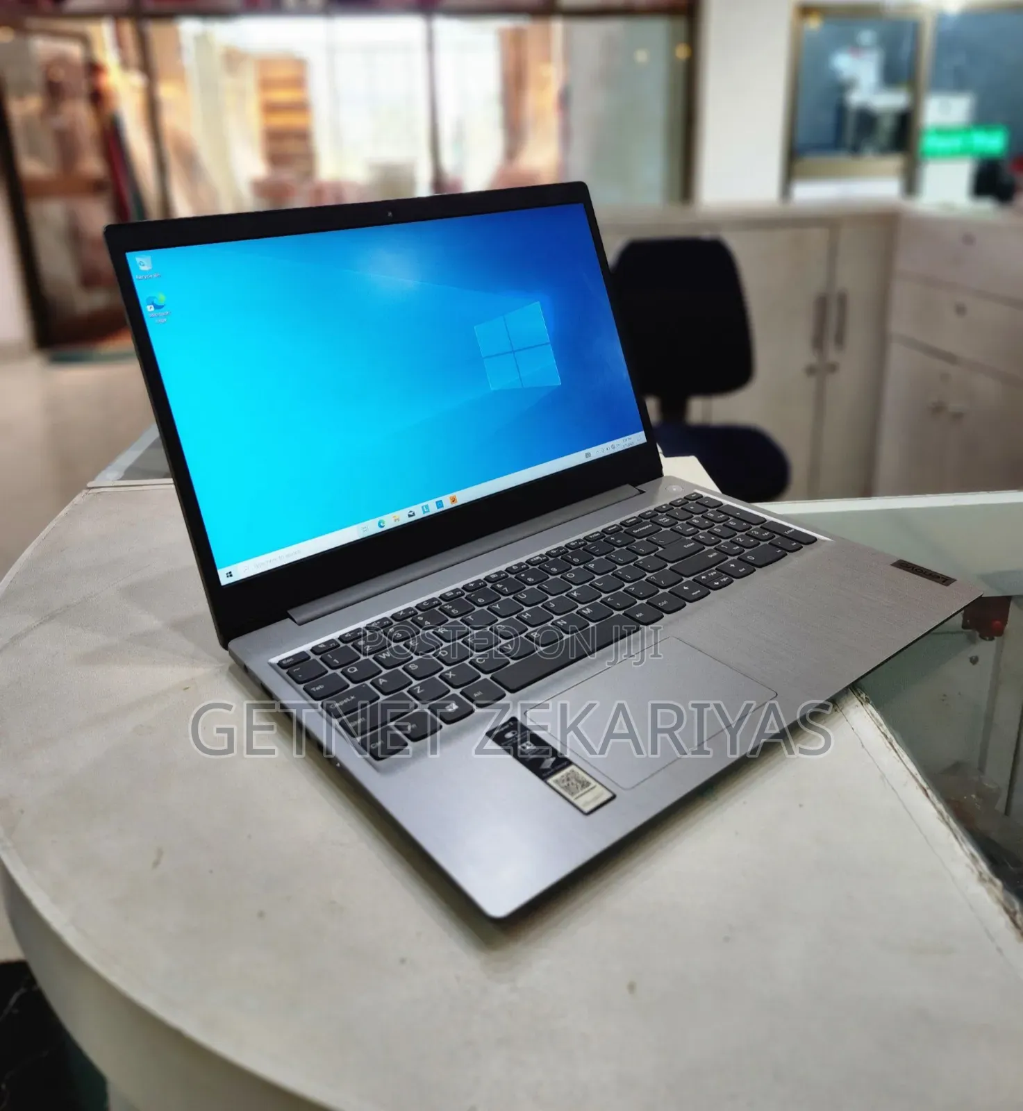 New Laptop Lenovo Ideapad 3 8GB Intel Core I3 SSD 256GB