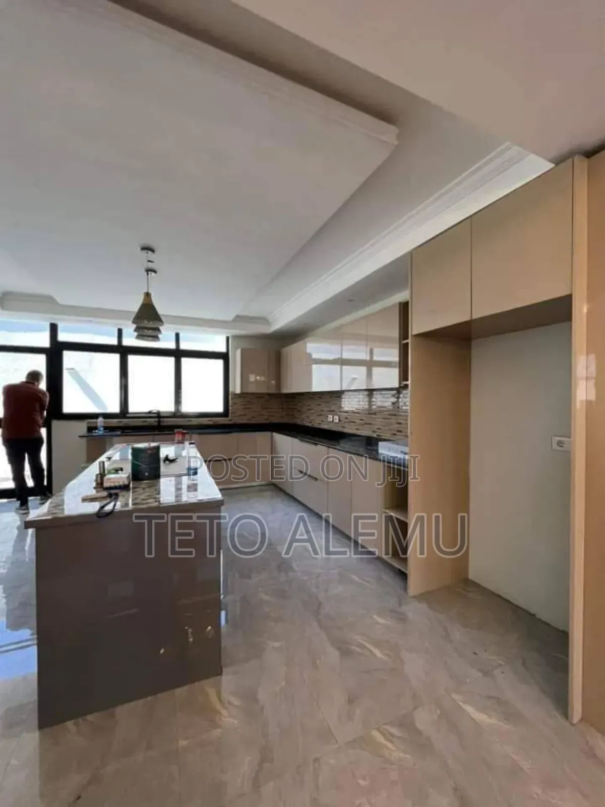 8bdrm House in የሚሸጥ ቅንጡ ቤት ጃክሮስ 330, Bole for sale