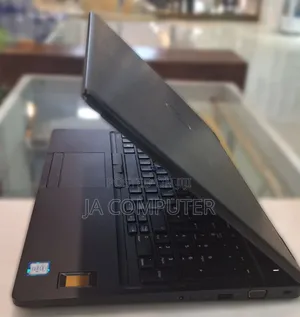 New Laptop Dell Latitude 5580 8GB Intel Core I5 SSD 256GB