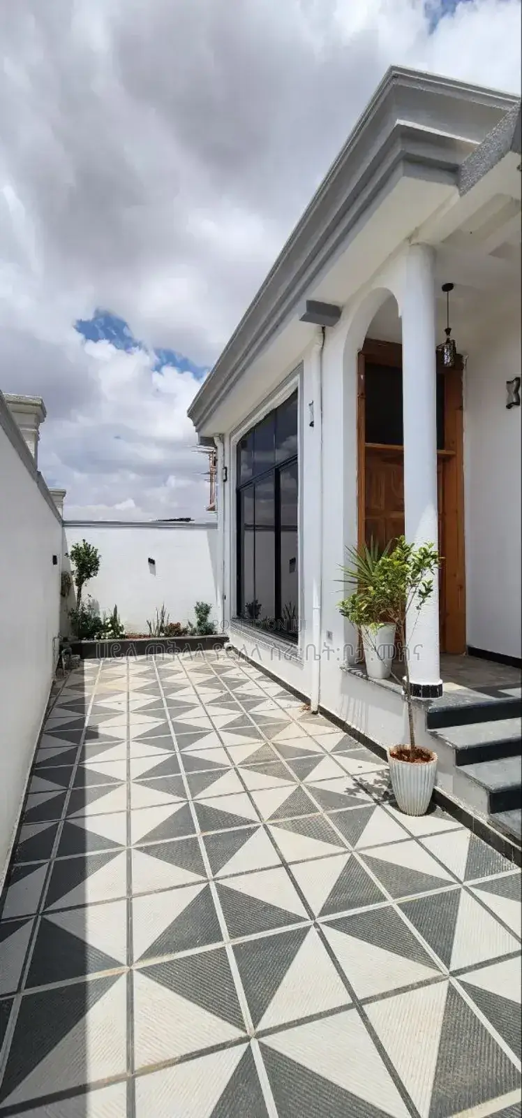 Furnished 2bdrm Villa in Oromia Legetafo Area for sale