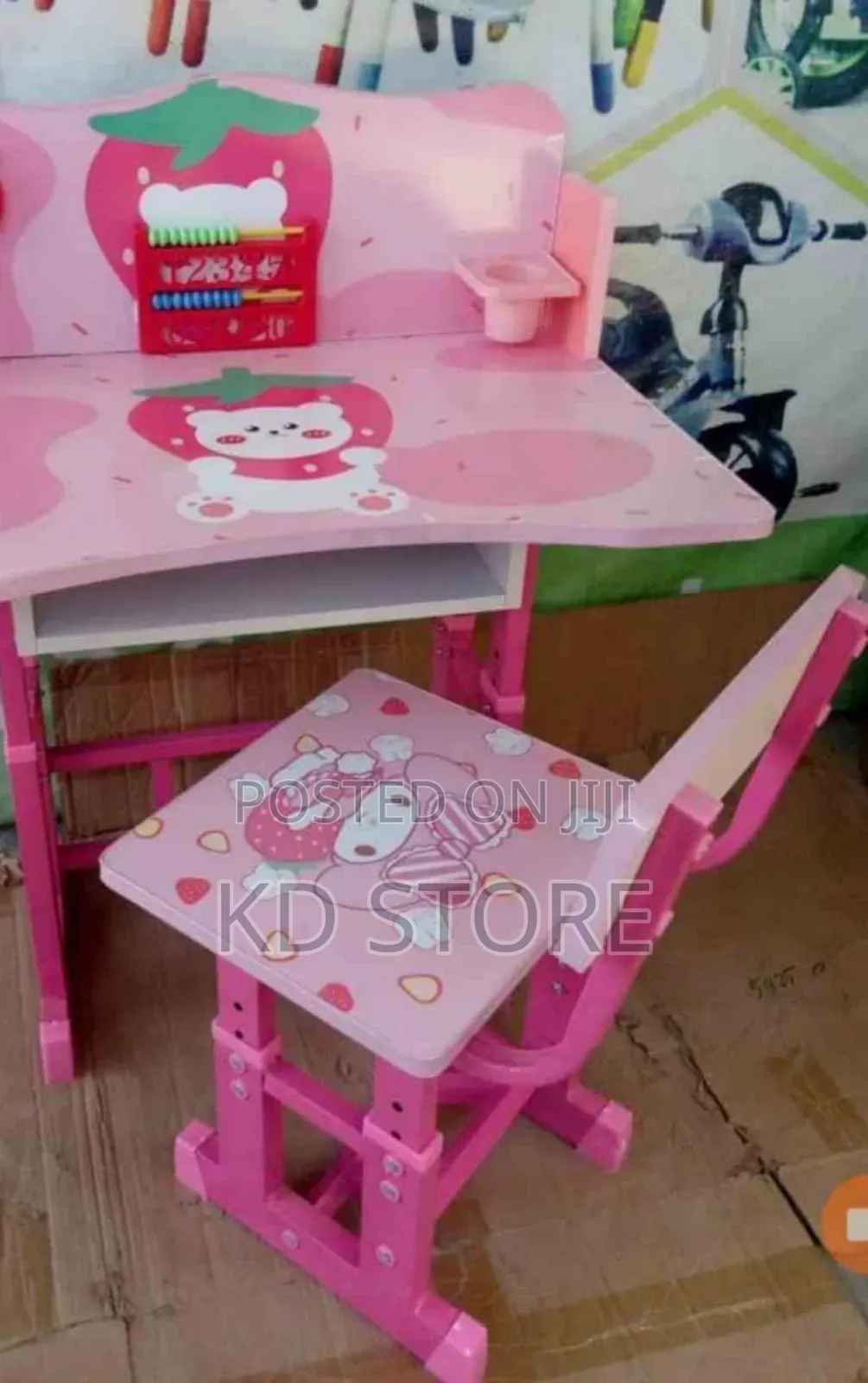  Children's Study Table and Chair,