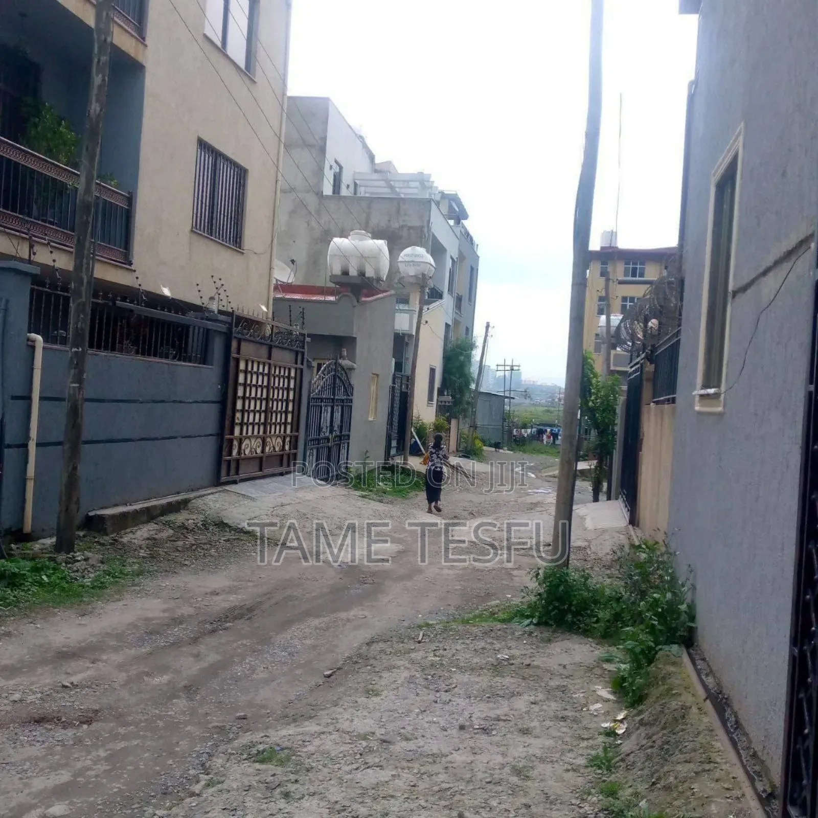 Furnished 2bdrm House in Hayat, Bole for sale