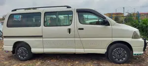 Photo - Toyota HiAce 2010 White
