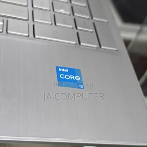 New Laptop HP Stream Notebook 8GB Intel Core I3 SSD 256GB