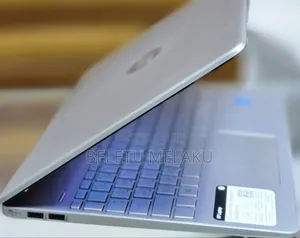 New Laptop HP Stream Notebook 8GB Intel Core I3 SSD 256GB