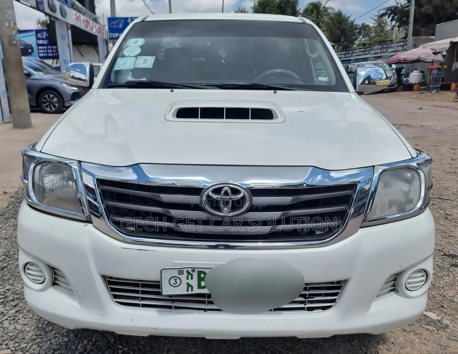 Toyota Hilux 2013 White