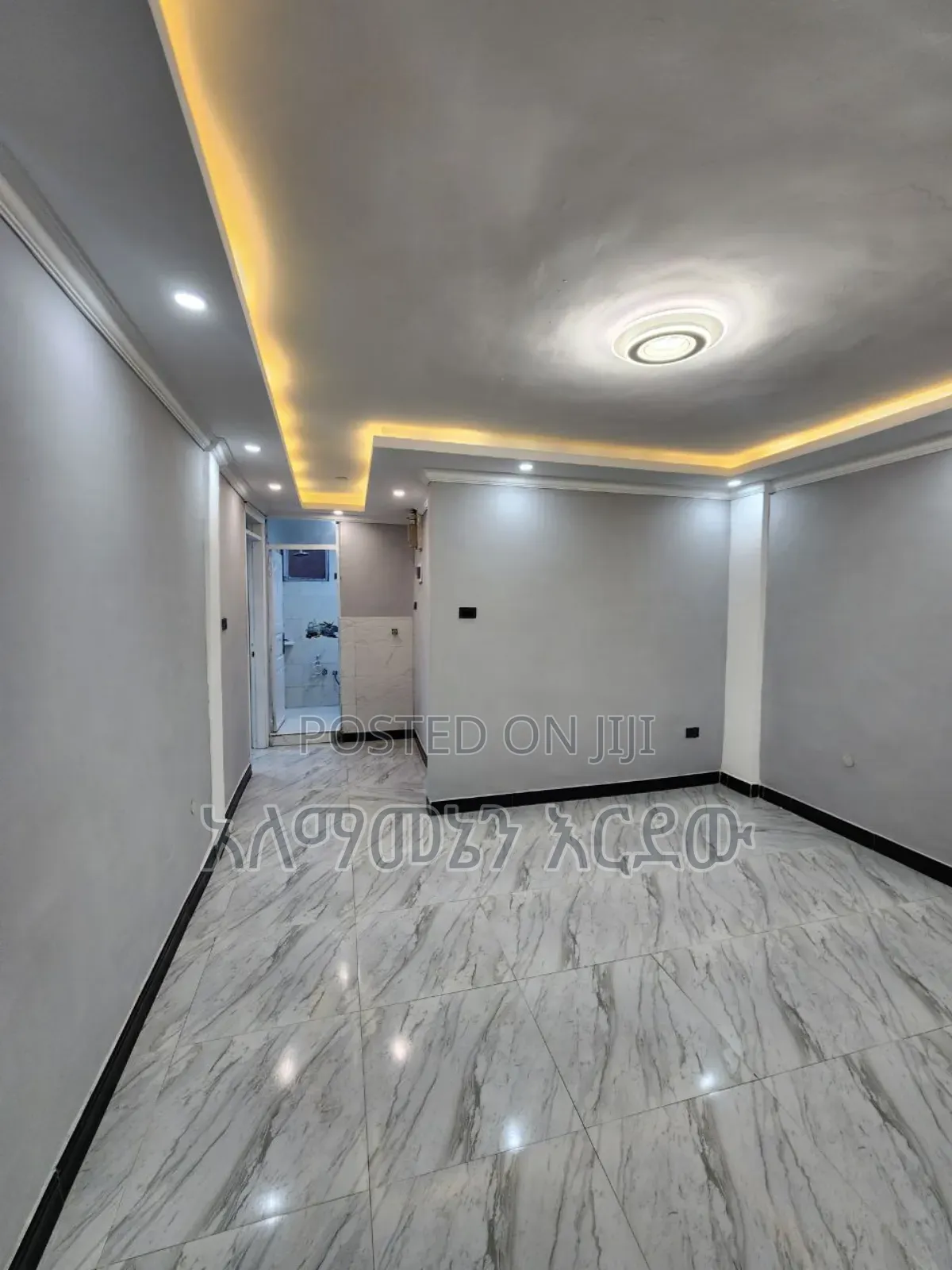 Furnished 1bdrm Condo in ሰሚት ኮንዶሚንየም, Bole for sale