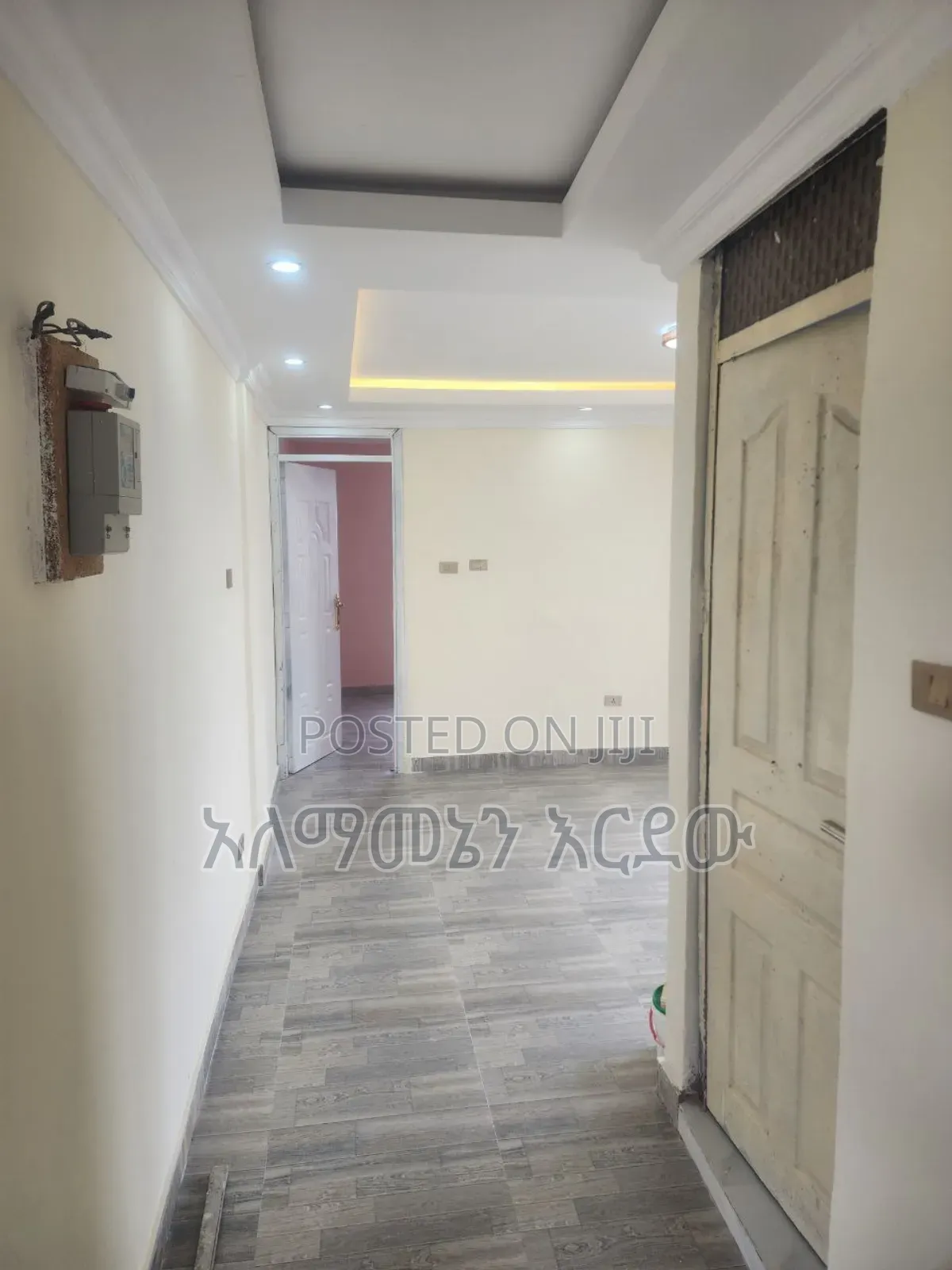 Furnished 1bdrm Condo in ሰሚት ኮንዶሚንየም, Bole for sale