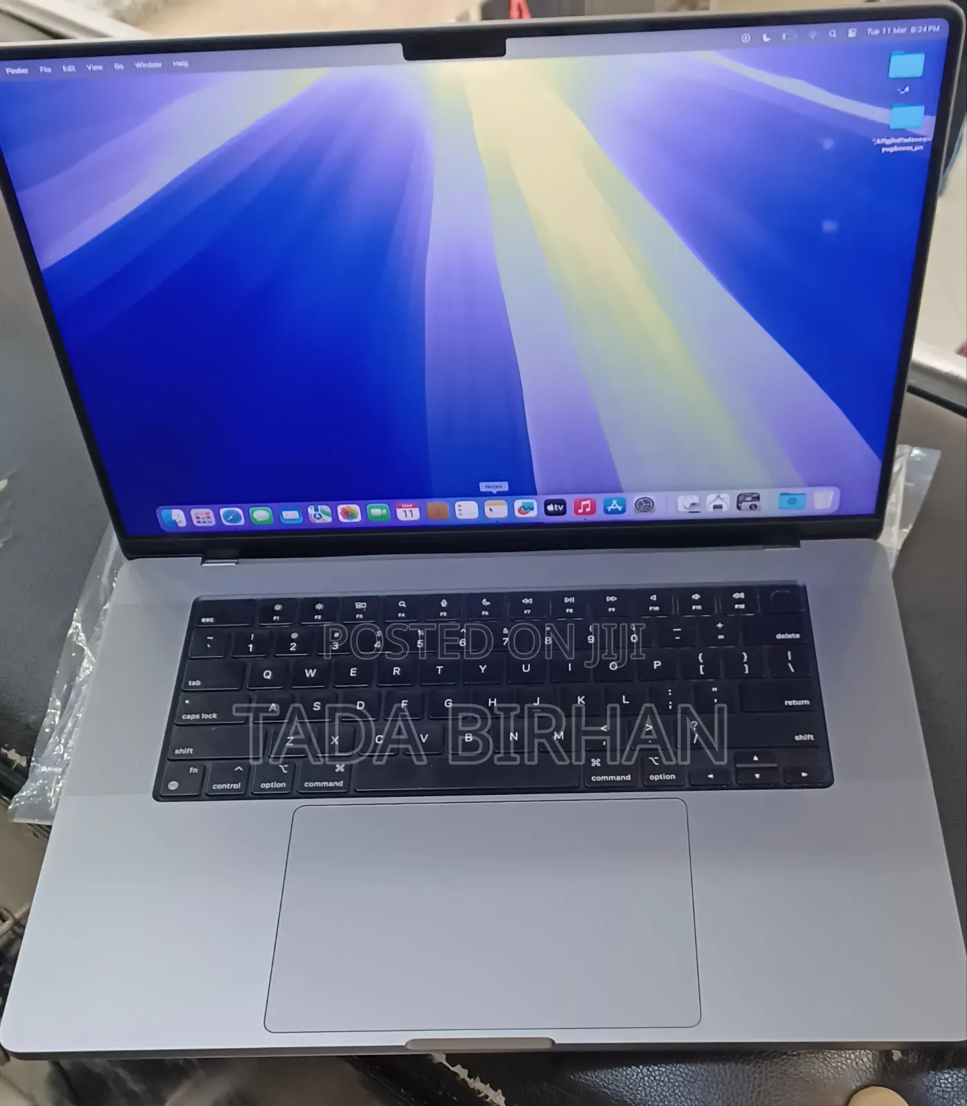 New Laptop Apple MacBook Pro M1 16GB Apple M1 Pro SSD 1T