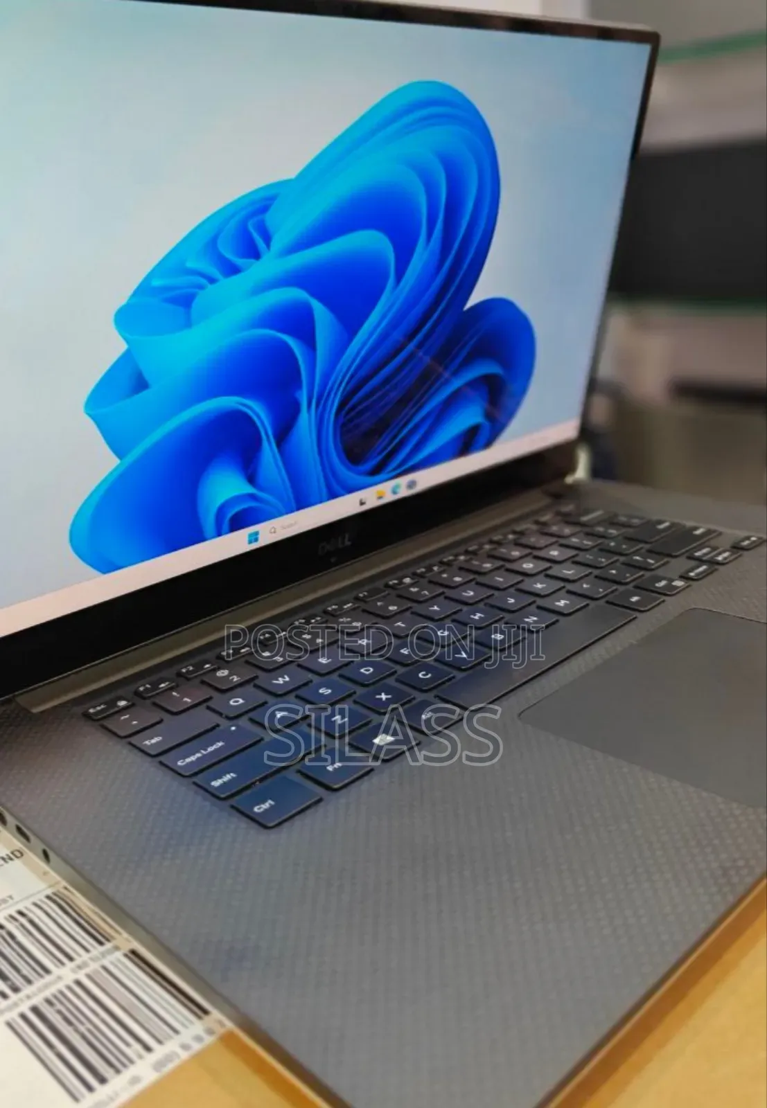 New Laptop Dell XPS 13 32GB Intel Core I7 SSD 1T