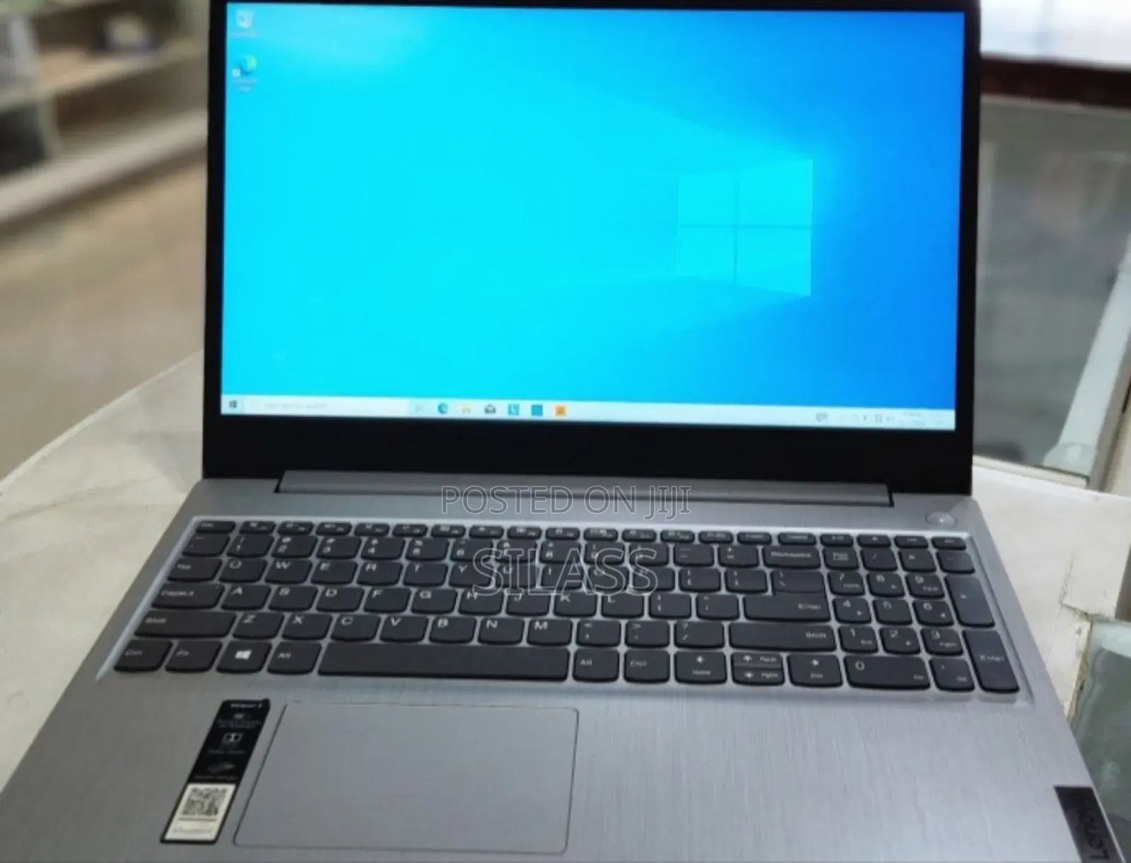 New Laptop Lenovo Ideapad 3 8GB Intel Core I3 SSD 256GB