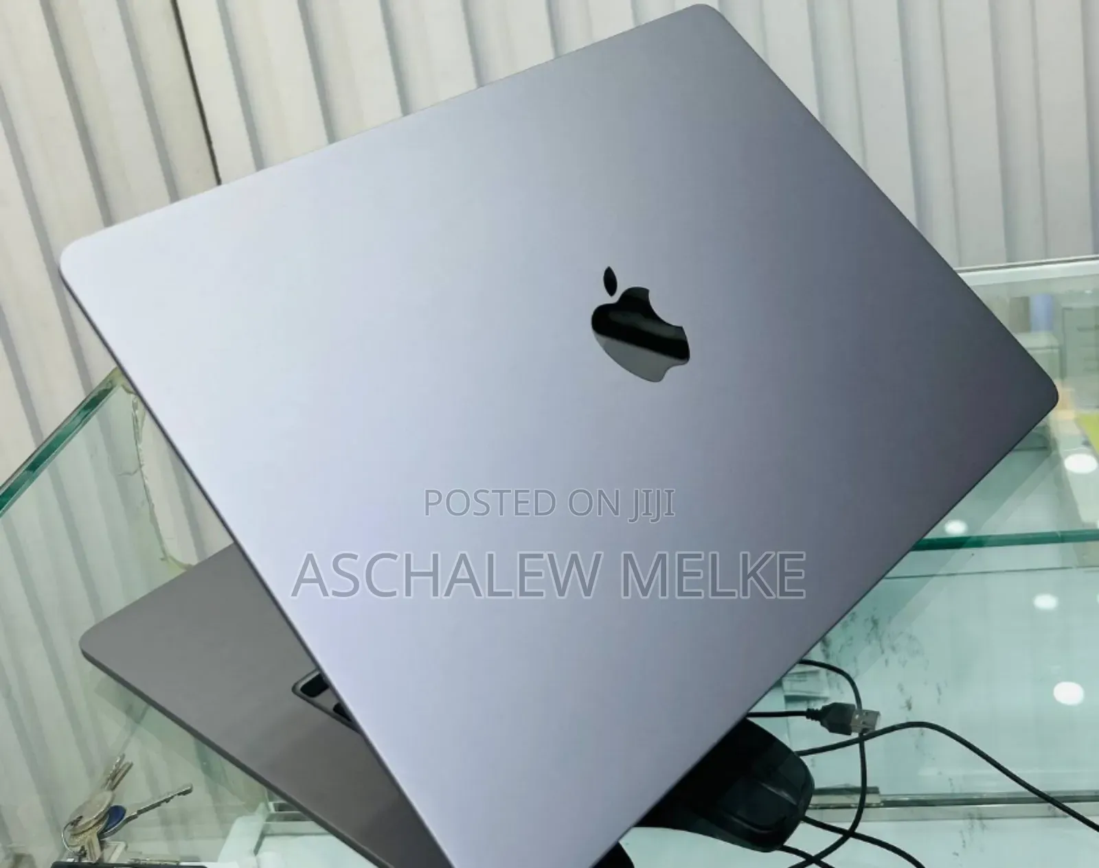 Laptop Apple MacBook Air 2024 M3 15-Inch 8GB Apple M3 SSD 256GB