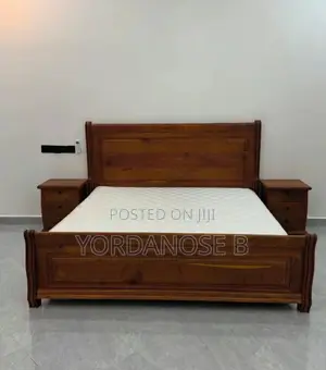Bed. Bedroom
