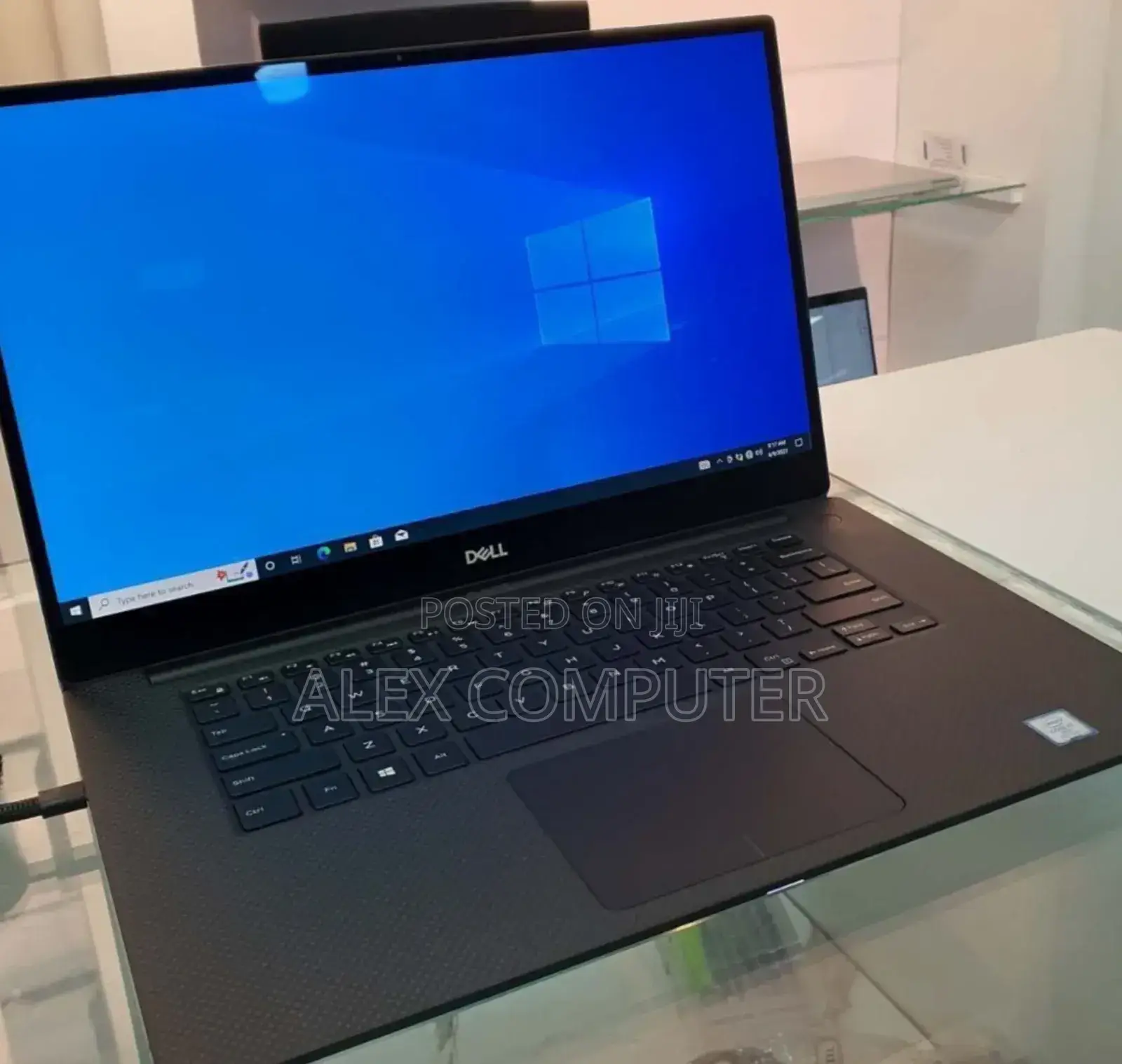 New Laptop Dell XPS 15 16GB Intel Core I7 SSD 512GB