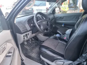Toyota Hilux 2.5 D-4D 2008 Black
