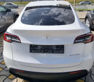 New Tesla Model Y 2024 White
