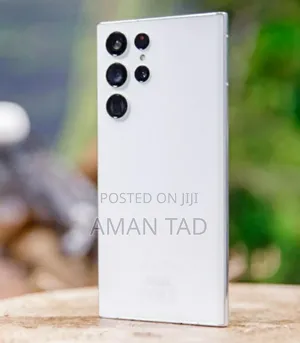 Photo - Samsung Galaxy S22 Ultra 256 GB White