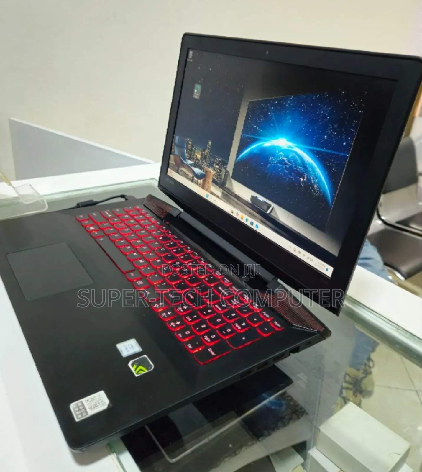 New Laptop Lenovo Y70 8GB Intel Core I5 HDD+SSD 1T