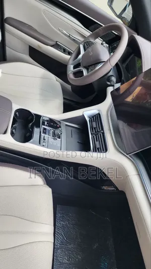 New BYD Song Plus 2025 Ivory