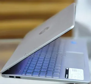 New Laptop HP Stream Notebook 8GB Intel Core I3 SSD 256GB