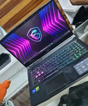 New Laptop MSI Pulse GL66 16GB Intel Core I7 SSD 512GB