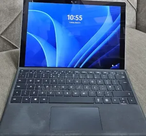 New Laptop Microsoft Surface 8GB Intel Core I7 SSD 256GB