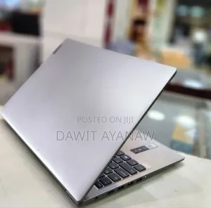 New Laptop Lenovo 8GB Intel Core I3 SSD 256GB