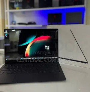 Photo - New Laptop Samsung Galaxy Book 2 8GB Intel Core I7 SSD 256GB