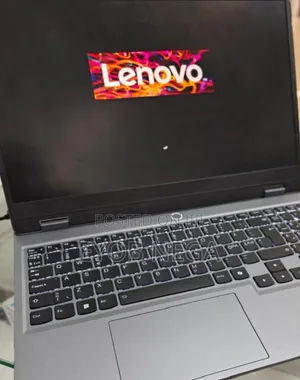 New Laptop Lenovo LOQ 15ARP9 24GB Intel Core I5 SSD 1T