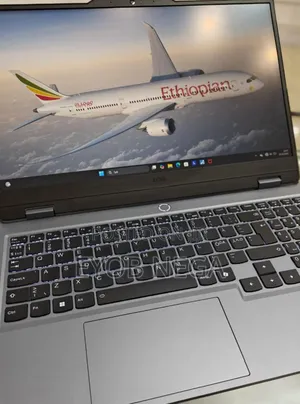 New Laptop Lenovo LOQ 15ARP9 24GB Intel Core I5 SSD 1T