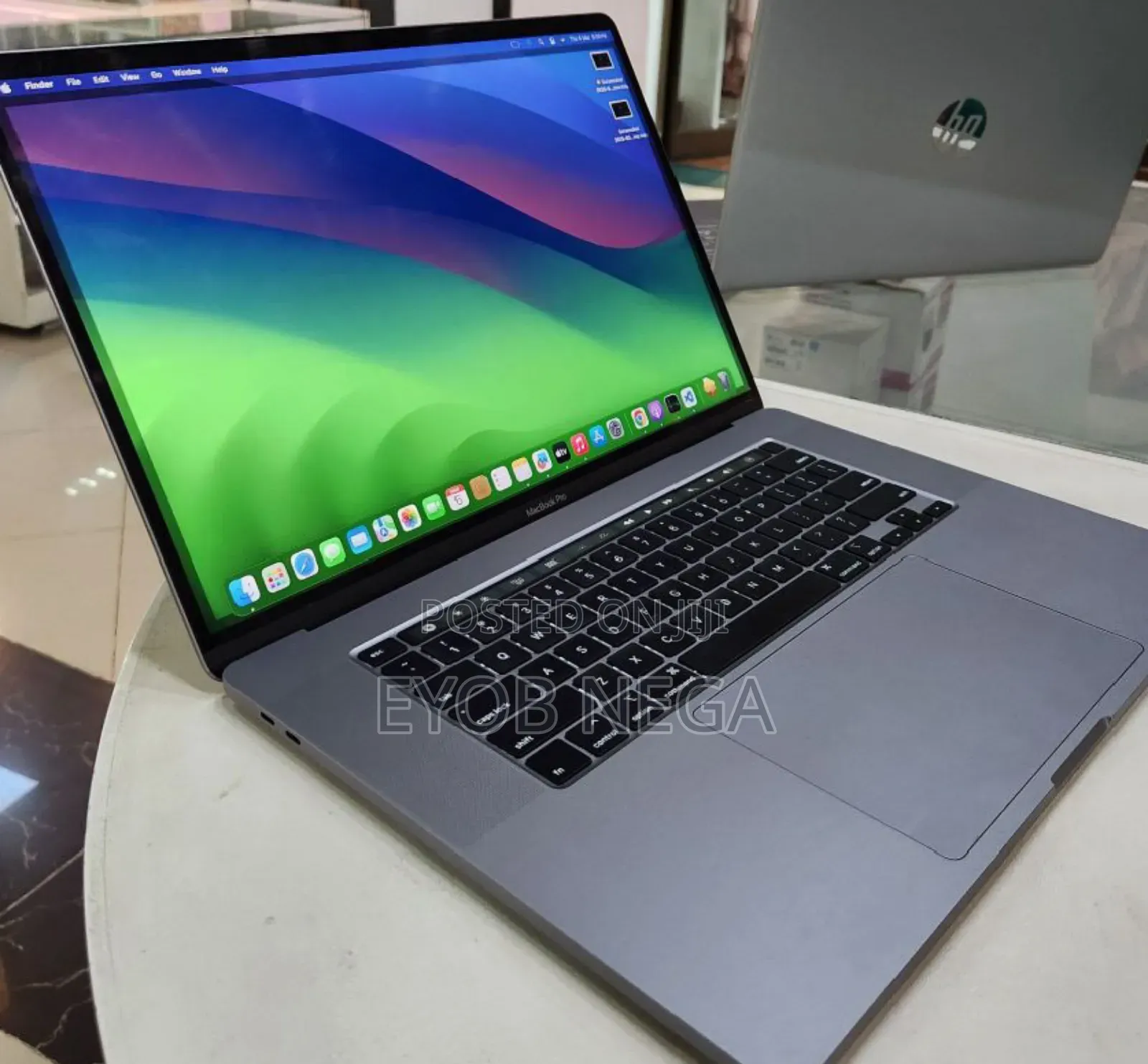 New Laptop Apple MacBook Pro 2019 16GB Intel Core I9 SSD 1T