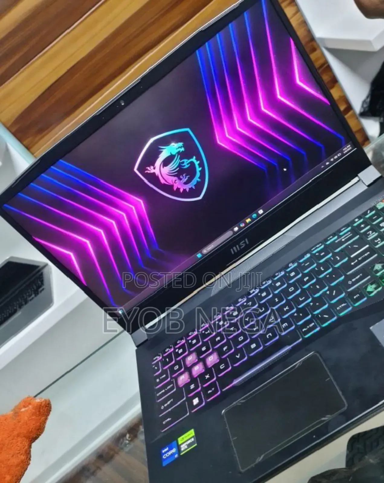 New Laptop MSI Pulse GL66 16GB Intel Core I7 SSD 512GB