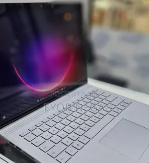 Photo - New Laptop Microsoft Surface Book 3 16GB Intel Core I7 SSD 256GB