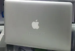 Laptop Apple MacBook Pro 2012 4GB Intel Core I5 SSD 128GB