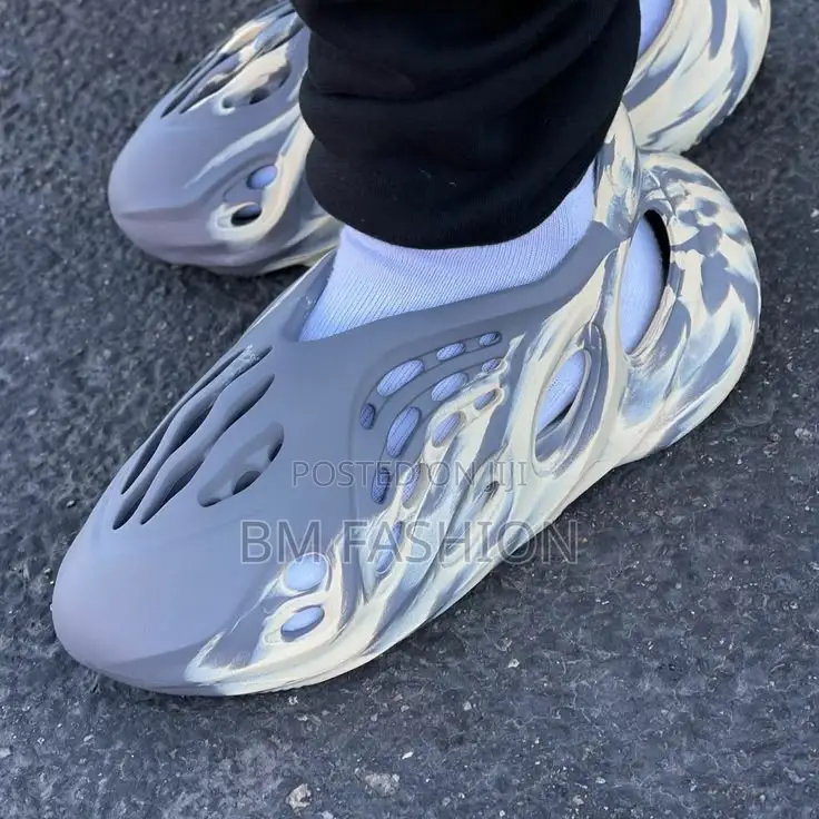 Adidas Yeezy Foam RNNR Multicolor