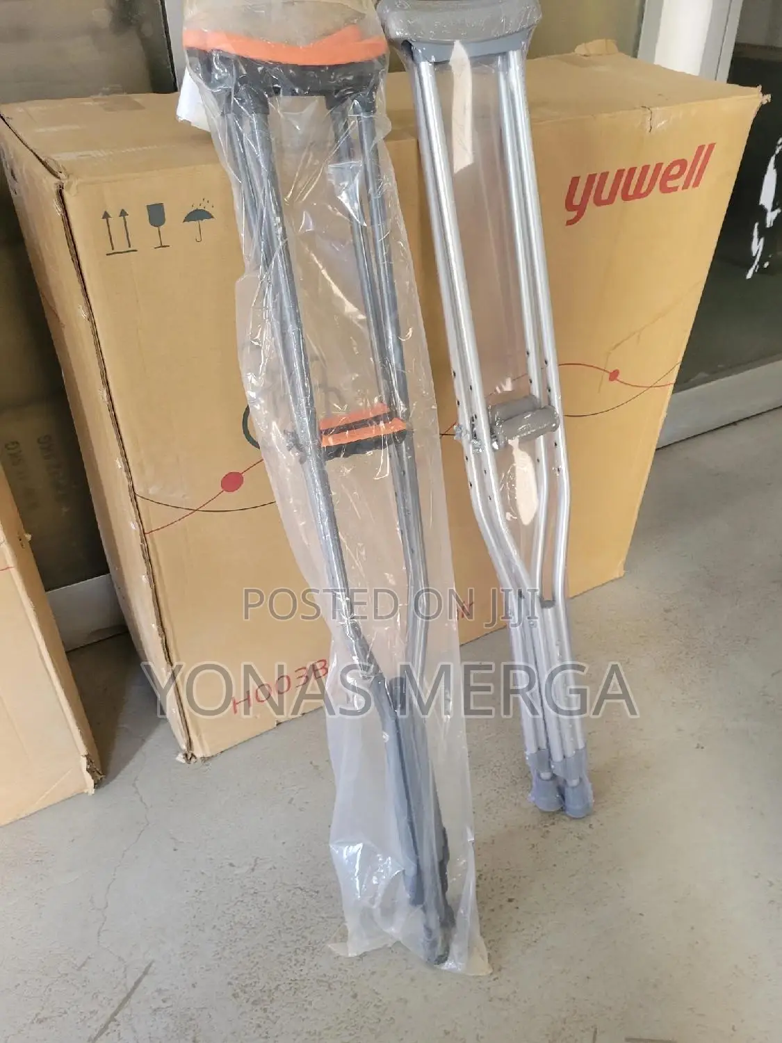 2 × Folding Forearm Supports፵袂crutches₩°Length of 140-195 Cm