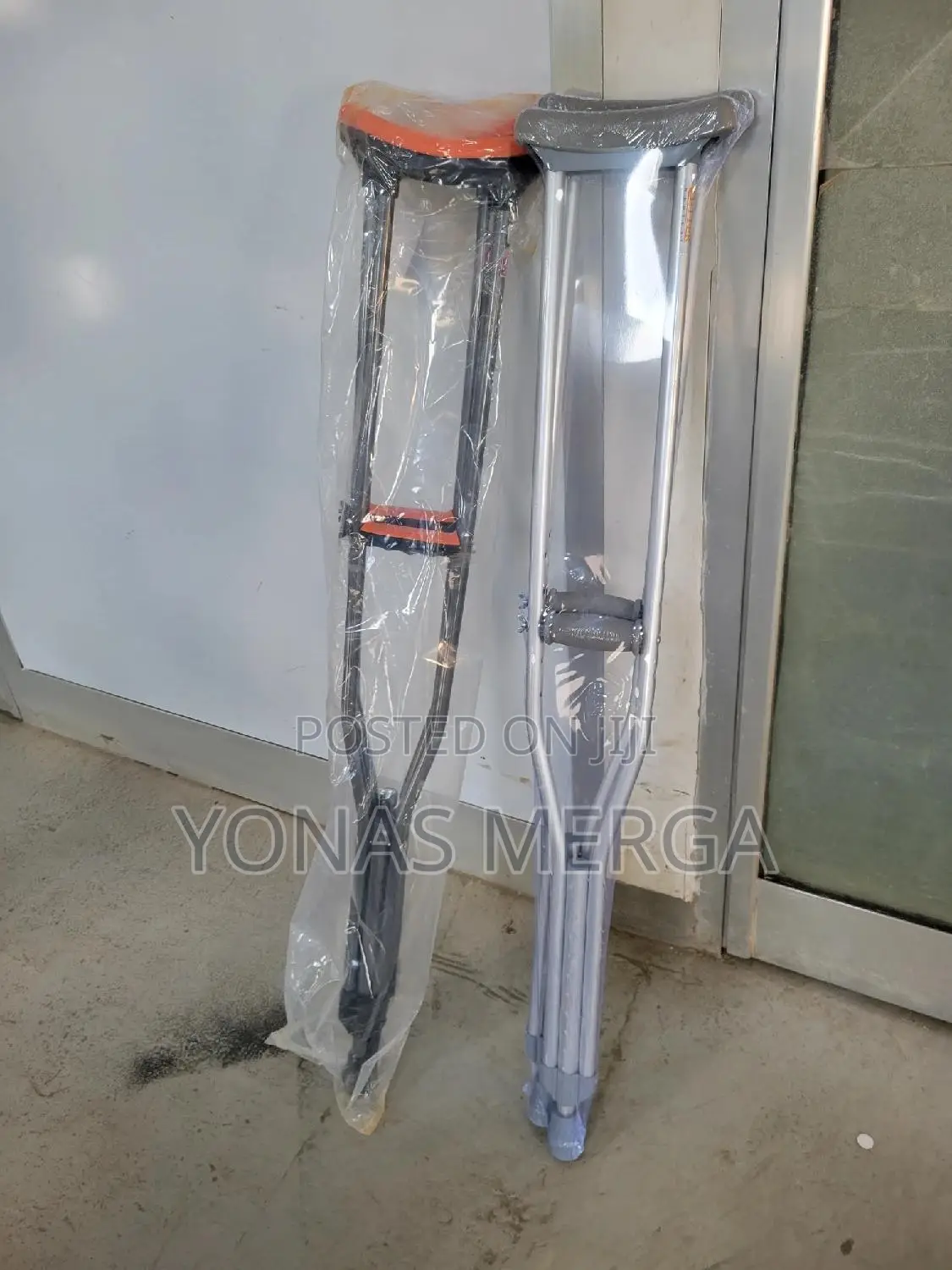 Pair Forearm Crutches፭冲crutch Wiz Soft Foam Offset Hand Grip