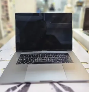 Laptop Apple MacBook Pro 2017 16GB Intel Core I7 SSD 512GB