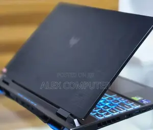 New Laptop Acer Predator Helios 300 16GB Intel Core I9 SSD 1T