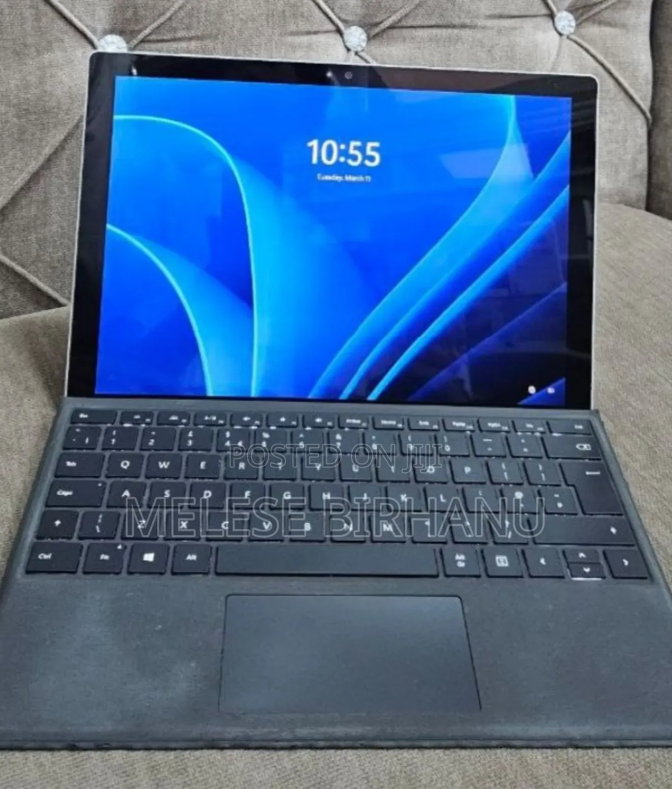 New Laptop Microsoft Surface 8GB Intel Core I7 SSD 256GB