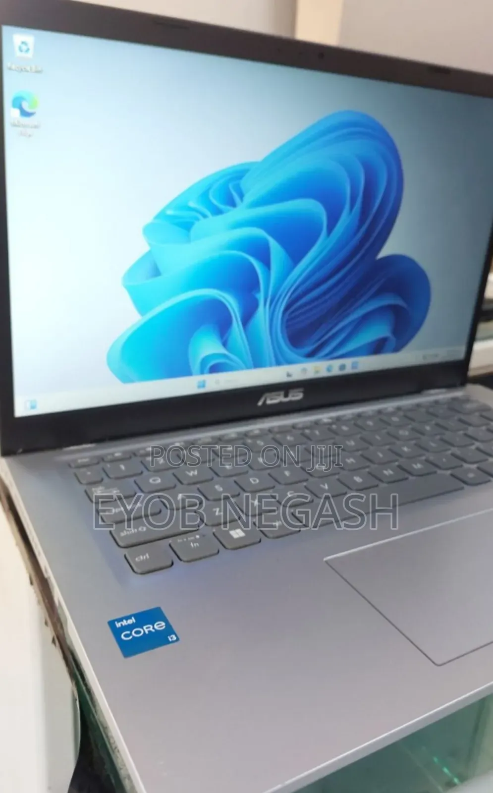 New Laptop Asus VivoBook 15 X505BA 8GB Intel Core I3 SSD 256GB
