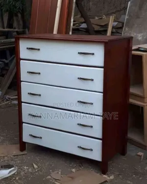 Photo - Cheast Drawer