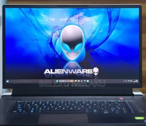 New Laptop Alienware M17x R2 16GB Intel Core I7 SSD 1T