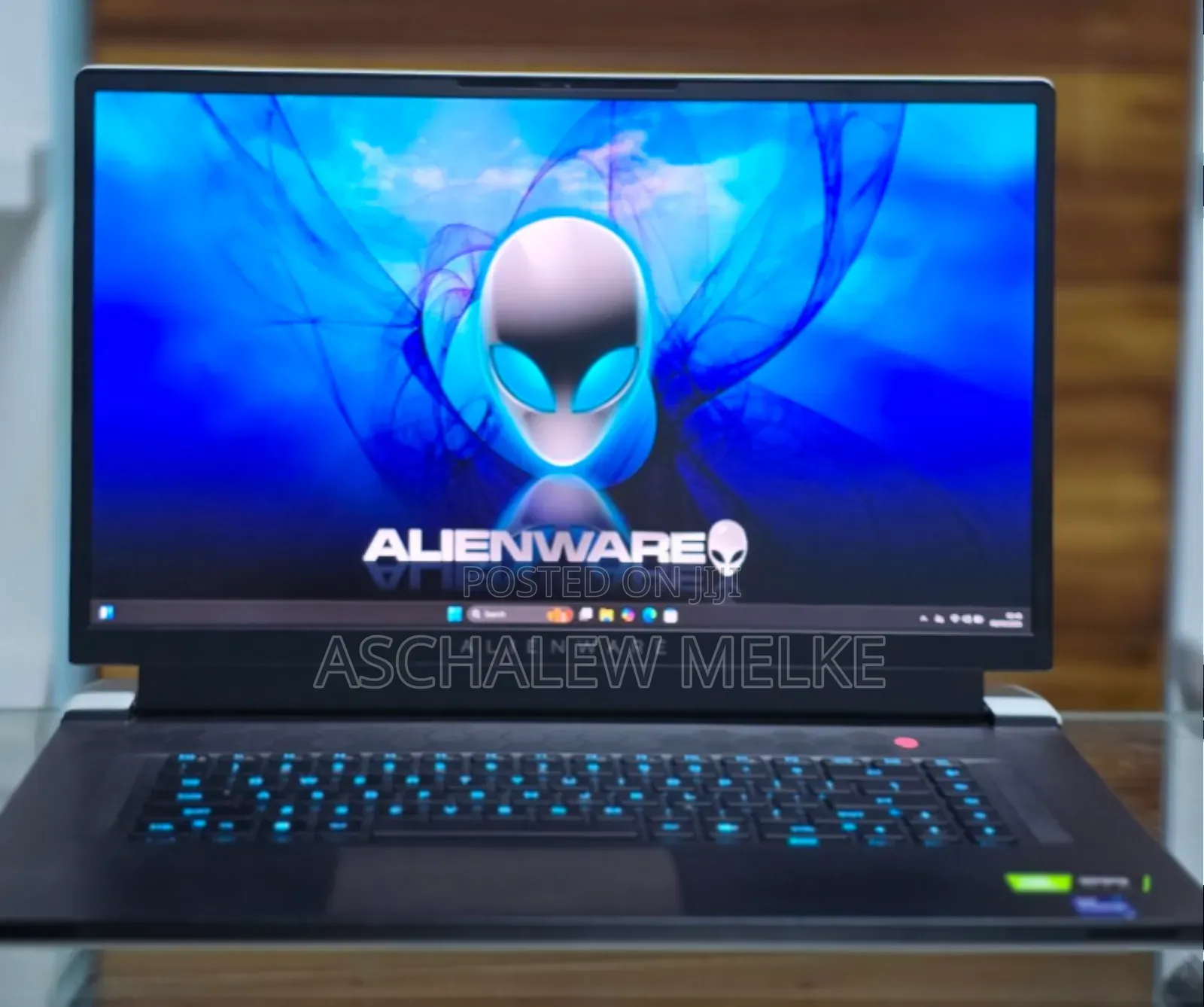 New Laptop Alienware M17x R2 16GB Intel Core I7 SSD 1T